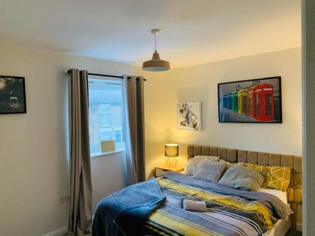 Alpha, Private Double Room, City Centre, Free Parking, Sittingbourne, Kent ภายนอก รูปภาพ